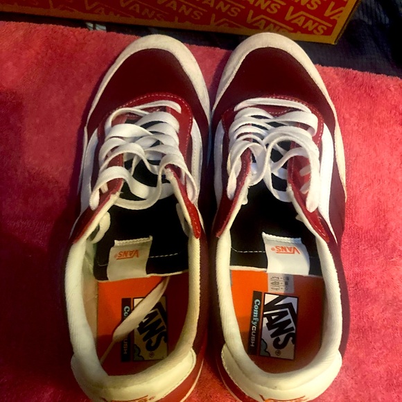 Vans Cruze Too size 12 red/burgundy men’s shoe, like new worn once, original box - Picture 2 of 4
